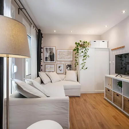Ocean Breeze Suite 1Min To Beach Kos-stad Buitenkant foto